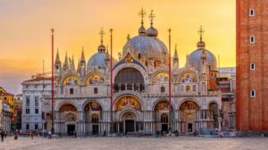 Visite incontournable en Italie : la Basilique de San Marc