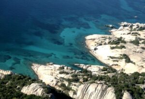 Sardaigne insolite : La falaise des Sassi Piatti