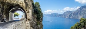 Visiter l'Italie en voiture : la côte amalfitaine